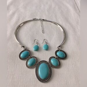 Turquoise Color Silver Tone Necklace and Earring Set